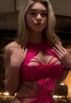 Aishah Sofey Sexy in lingerie – Onlyfans video